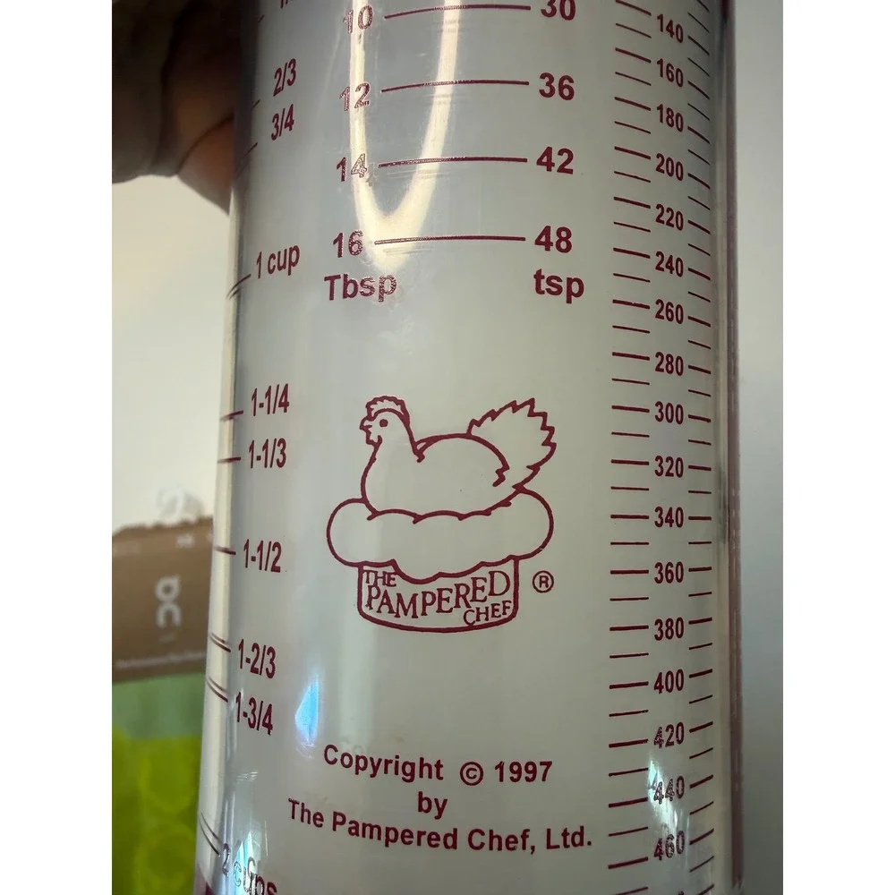 Pampered Chef Measure-All Cup 2 Cup Adjustable Liquid Dry Measuring Tool 1997